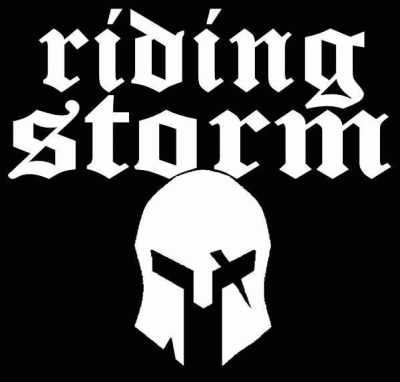 logo Riding Storm